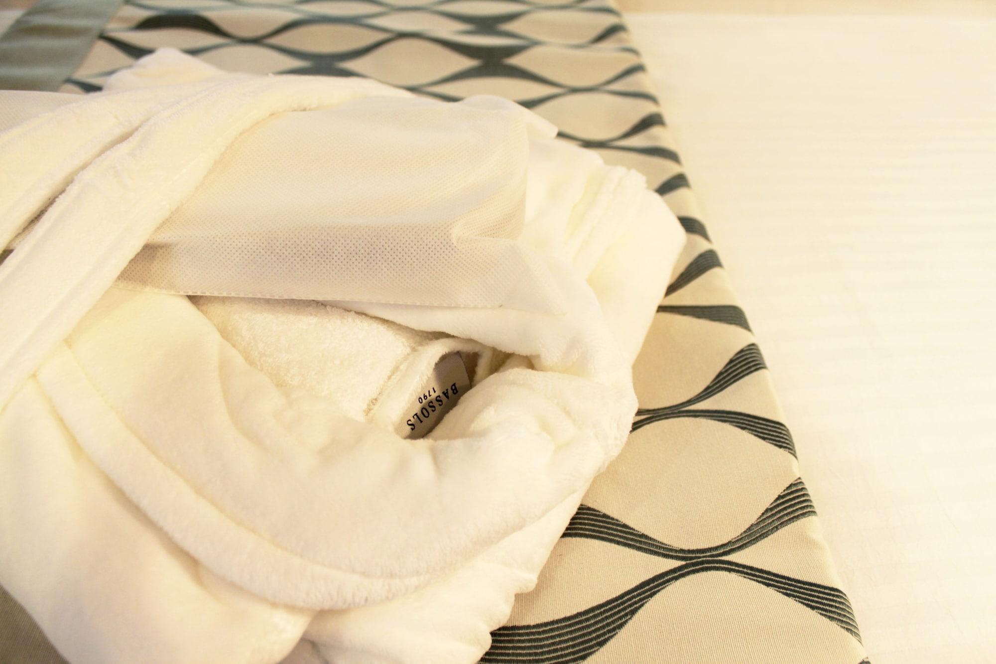 Hotel Pure Salt Garonda - Adults Only Playa de Palma  Exteriér fotografie A close-up of a cotton sheet