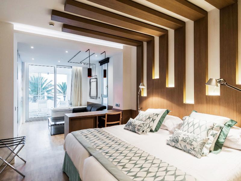 Hotel Pure Salt Garonda - Adults Only Playa de Palma  Exteriér fotografie A room at the hotel